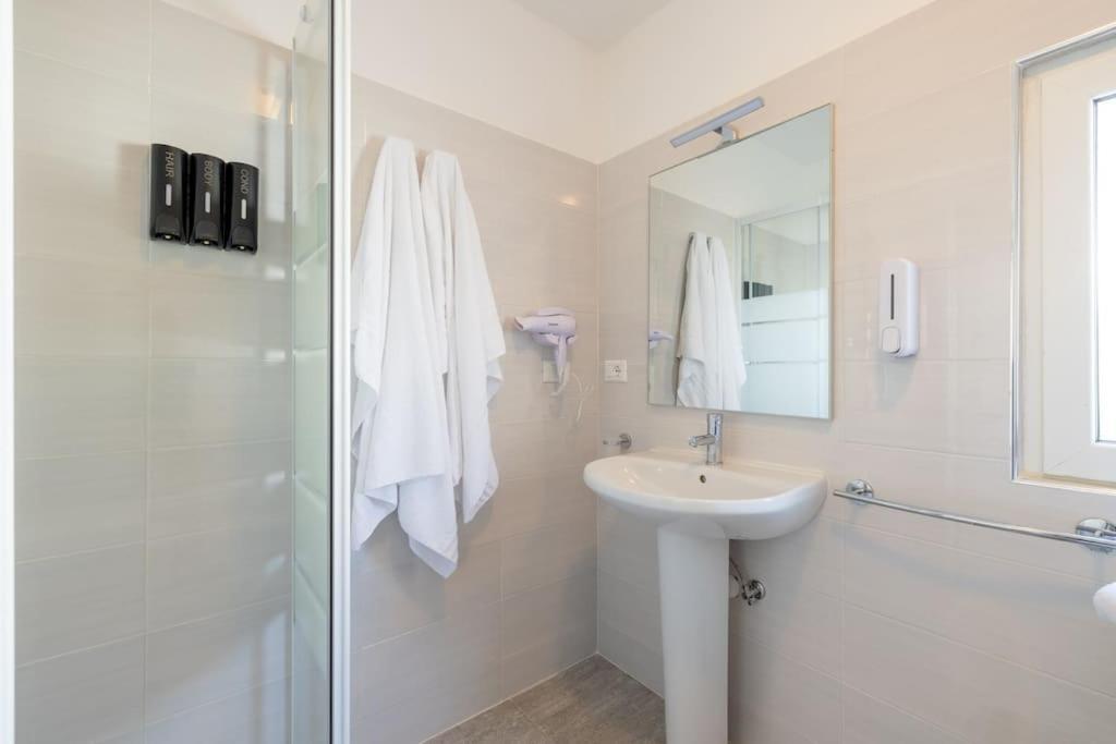 Apartment Casa Gemelli - Metro Per Il Centro Di - Rom